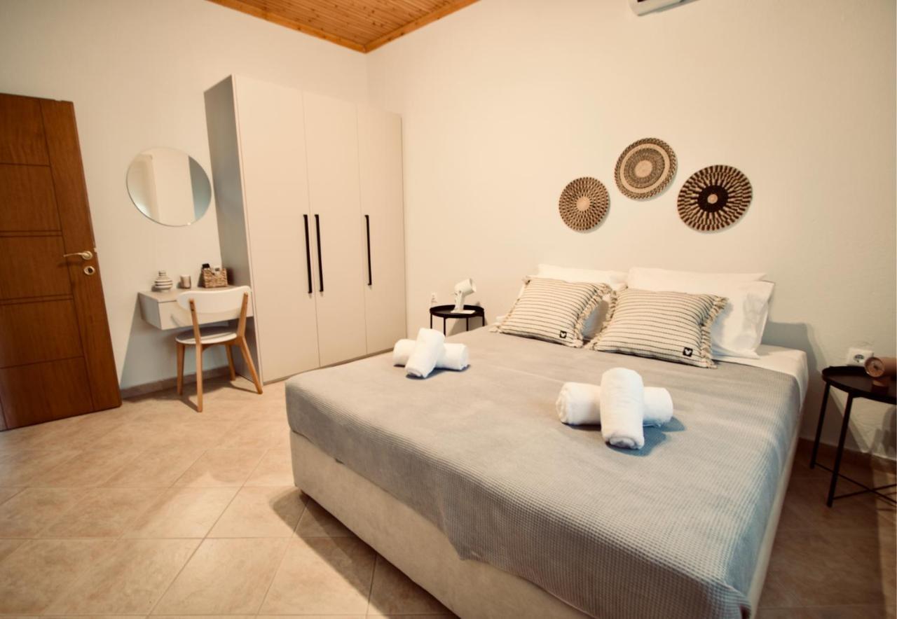 Enalio Beach House Nea Kallikrateia Esterno foto