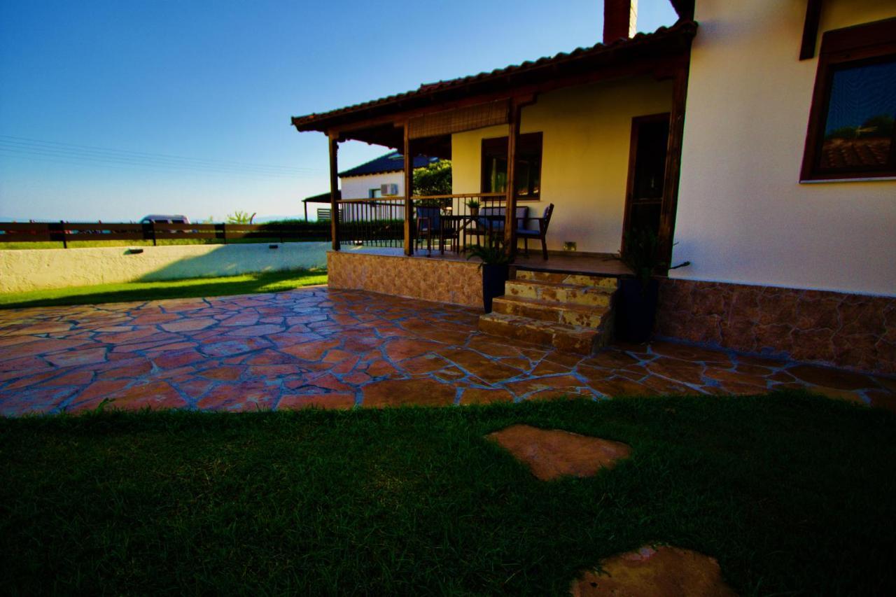 Enalio Beach House Nea Kallikrateia Esterno foto
